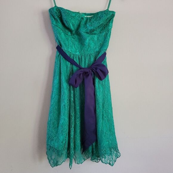 Urban Outfitters ThistlePearl Green Lace Strapless Dress Size 4 - Picture 3 of 7